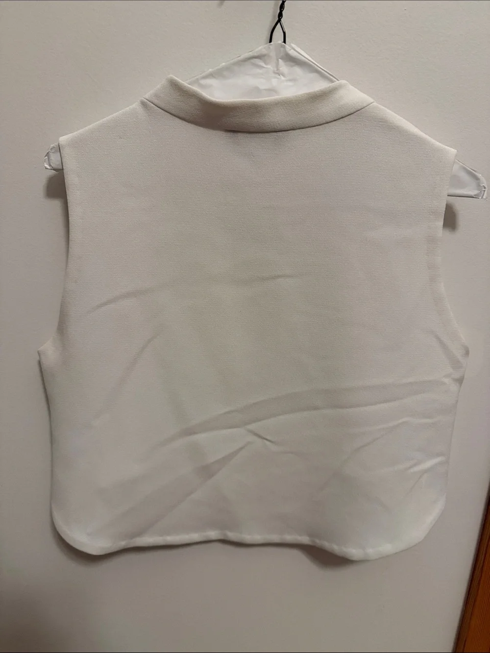 High-Neck White Cropped Shell Top - Picture 2 of 3